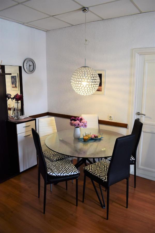 Apartment Adriatica City Макарська Екстер'єр фото
