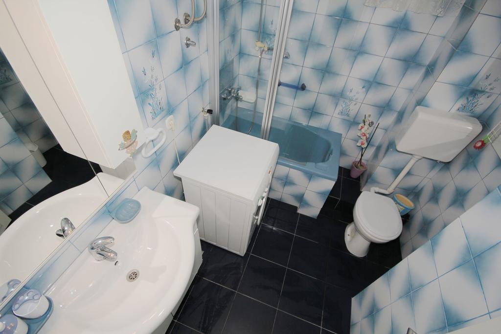 Apartment Adriatica City Макарська Екстер'єр фото